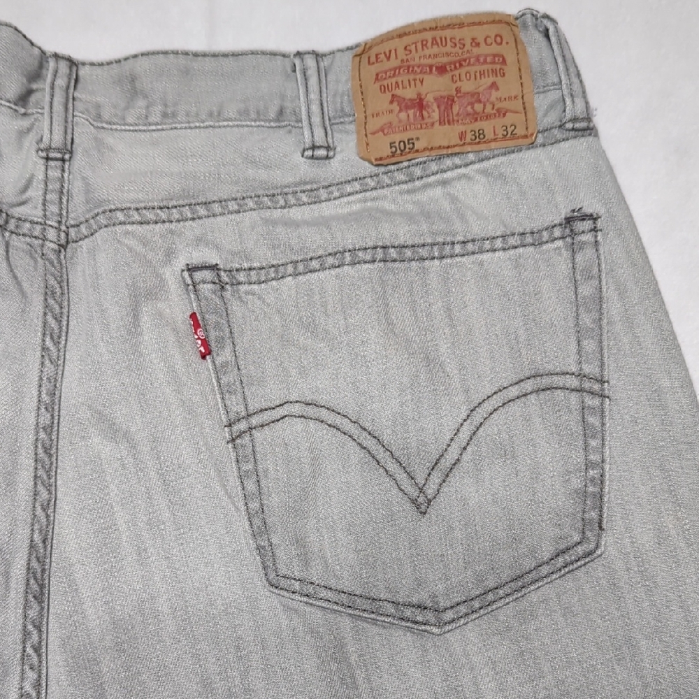 Levi's 505 Straight‎ Fit Gray Wash Mens Jeans Size 38